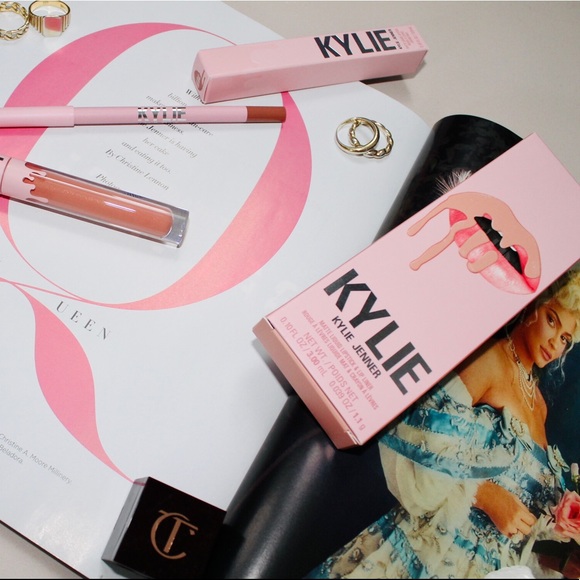KYLIE COSMETICS ‘Bare’ Matte Lip Kit - Picture 2 of 4